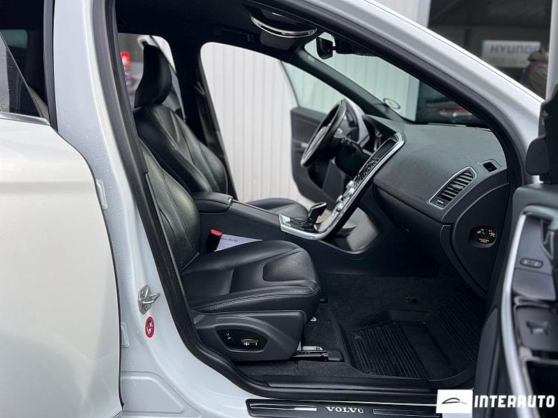 2017 Volvo XC 60 — Miniatură 5