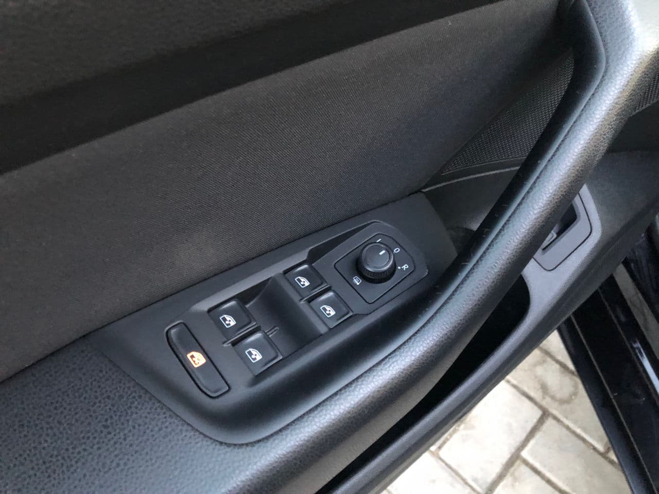 Volkswagen Passat 2019 — Миниатюра 8