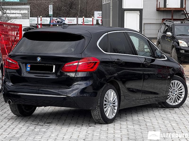 BMW 216d 2017 — Миниатюра 4
