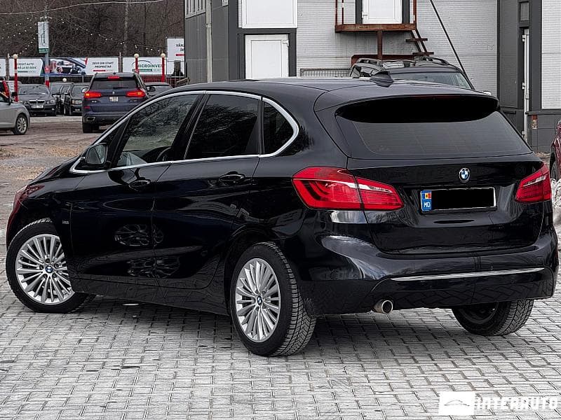 BMW 216d 2017 — Миниатюра 3