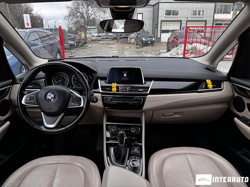 BMW 216d 2017 — Миниатюра 7