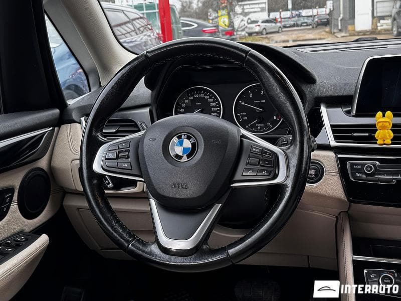BMW 216d 2017 — Миниатюра 8