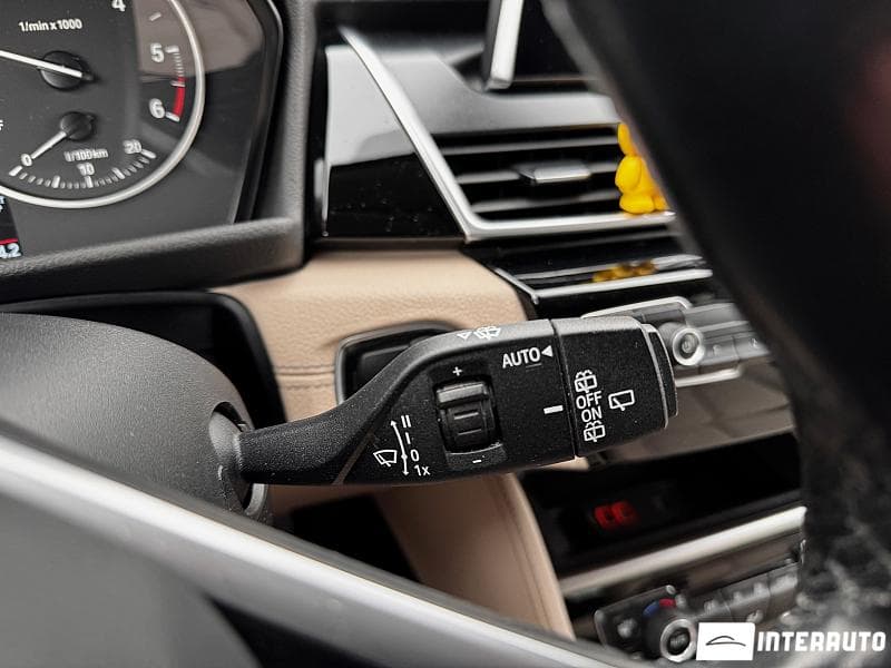 BMW 216d 2017 — Миниатюра 12