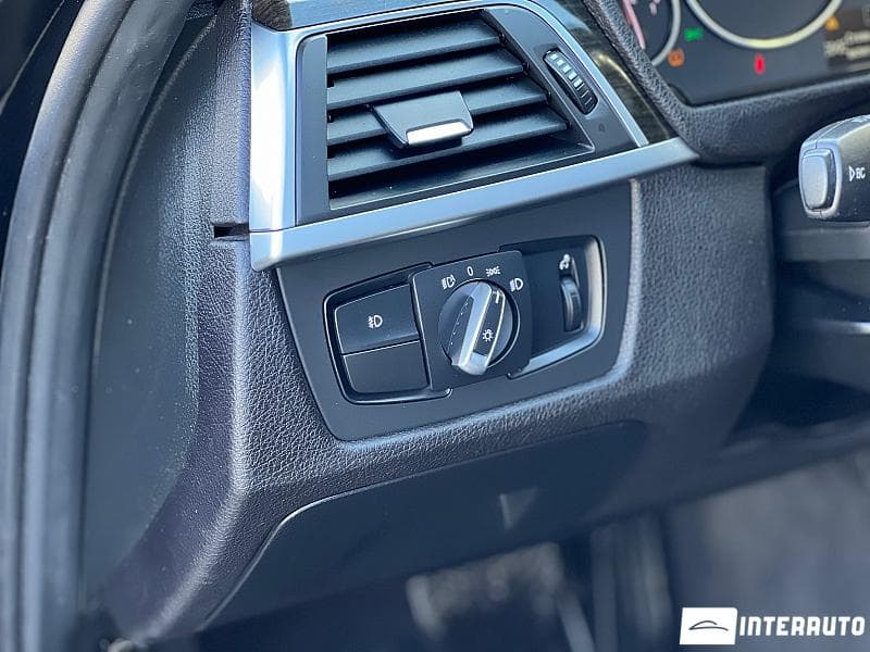 2016 BMW 328 — Miniatură 14