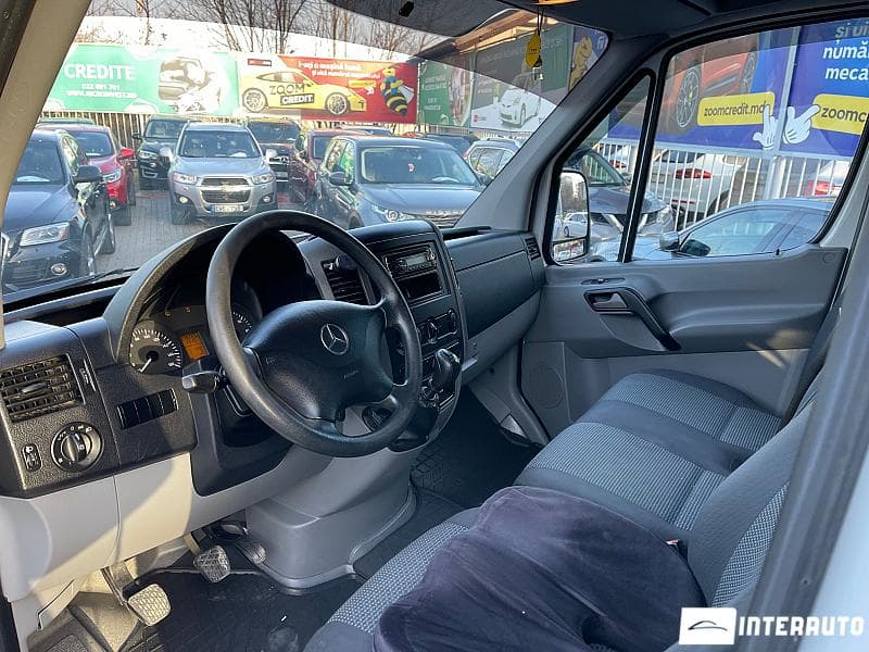 2009 Mercedes Sprinter — Miniatură 5