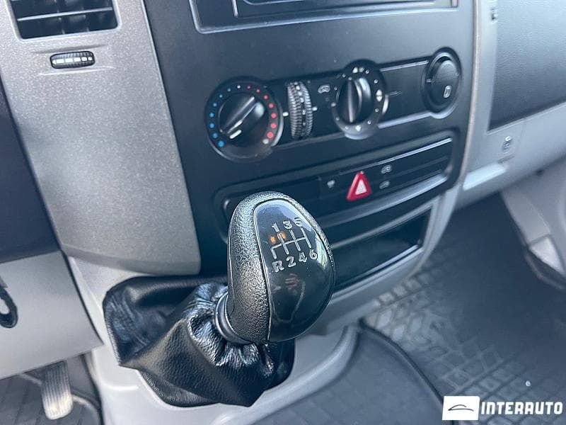 2009 Mercedes Sprinter — Miniatură 8