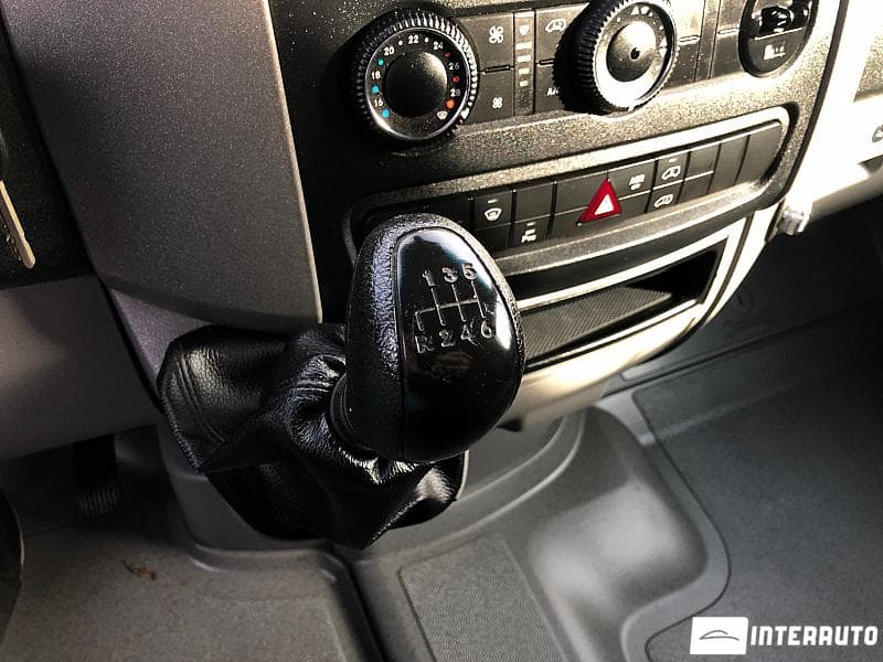 2013 Mercedes Sprinter — Miniatură 12
