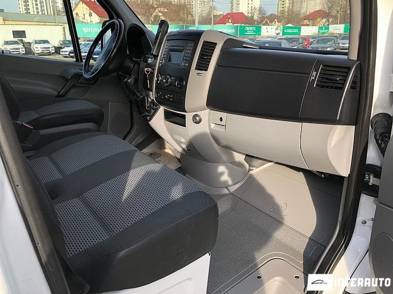 2013 Mercedes Sprinter — Miniatură 13