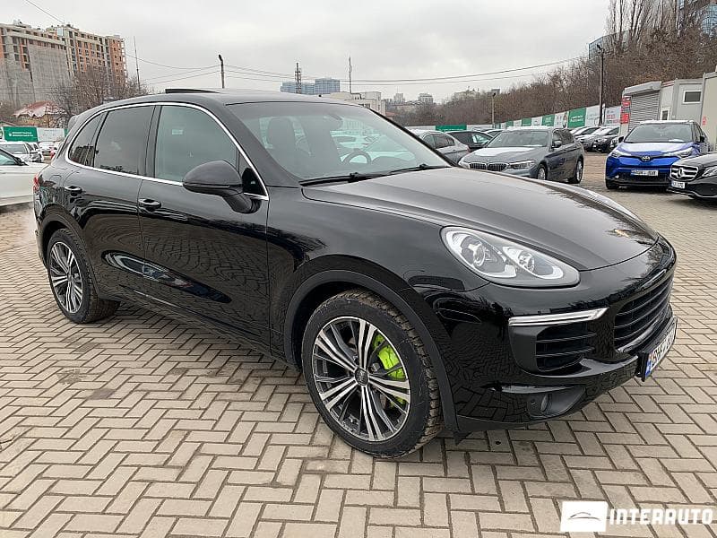 2016 Porsche Cayenne S Hybrid — Miniatură 2