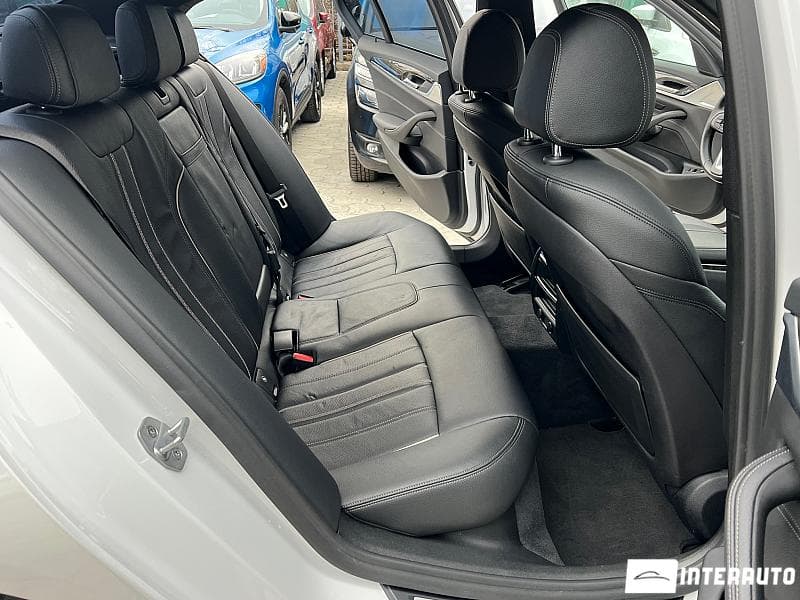 BMW 530e 2018 — Миниатюра 16