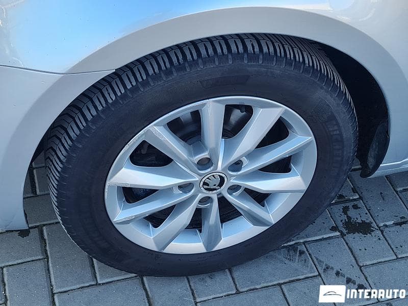 2016 Skoda Octavia — Miniatură 18