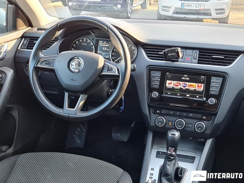 2016 Skoda Octavia — Miniatură 10