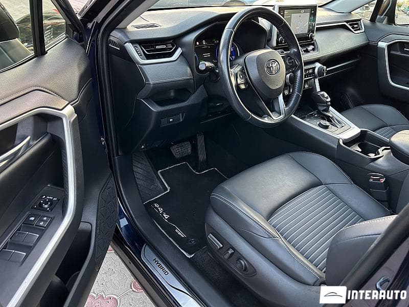 2019 Toyota Rav-4 — Miniatură 6