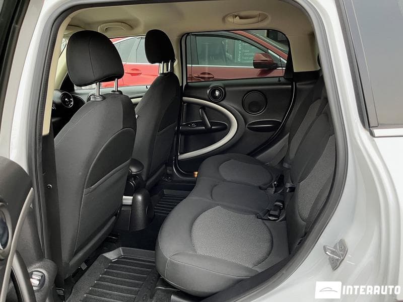 2016 Mini Countryman Cooper D — Miniatură 19