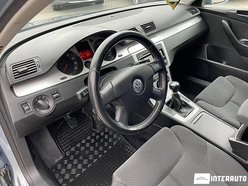 2009 Volkswagen Passat — Miniatură 9