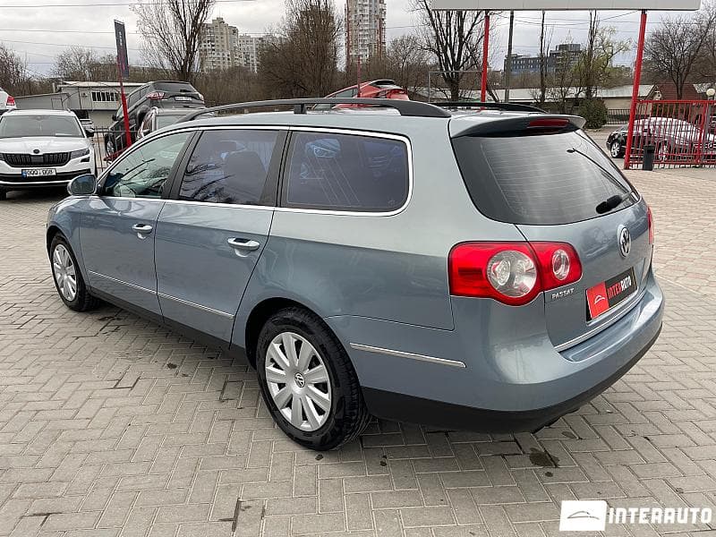 2009 Volkswagen Passat — Miniatură 6