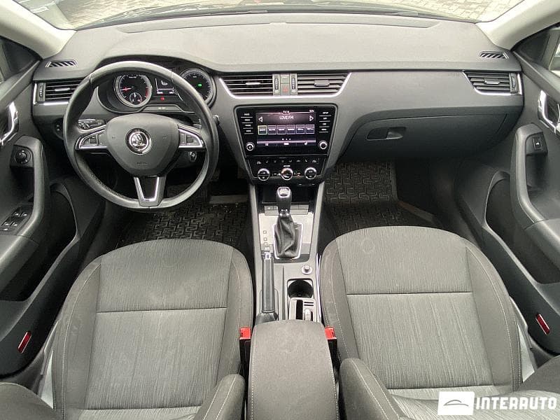 2017 Skoda Octavia — Miniatură 8