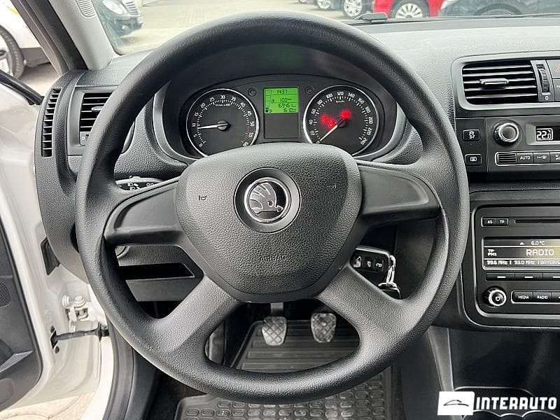2013 Skoda Fabia — Miniatură 7