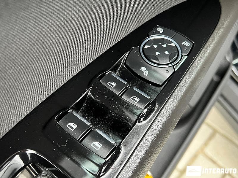 2016 Ford Mondeo — Miniatură 12