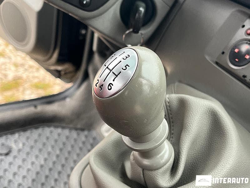 2009 Renault Kangoo — Miniatură 11