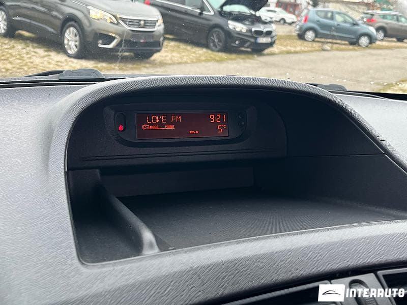 2009 Renault Kangoo — Miniatură 9
