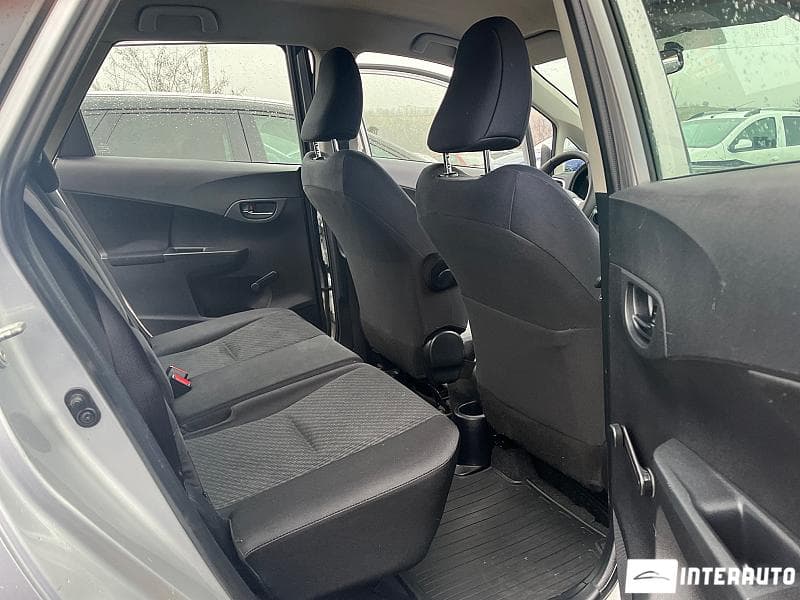 2011 Subaru Trezia — Miniatură 16