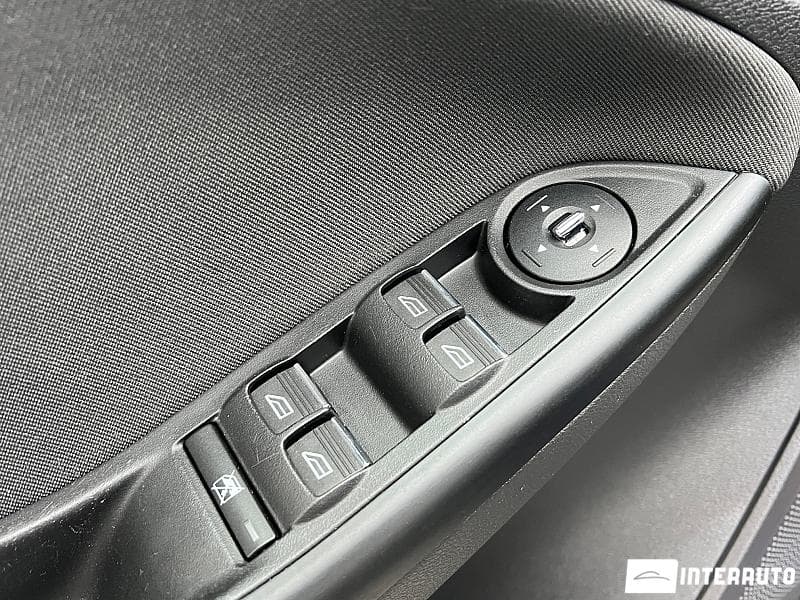 2014 Ford Focus — Miniatură 14