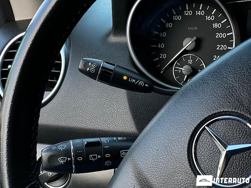 2009 Mercedes ML 350 — Miniatură 18