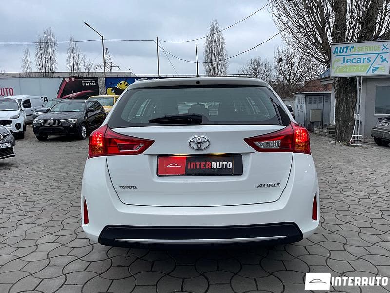 2013 Toyota Auris — Miniatură 5
