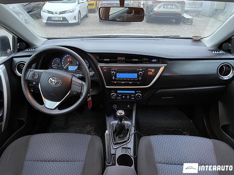 2013 Toyota Auris — Miniatură 10