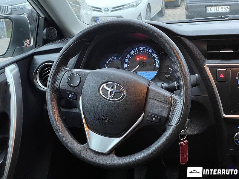2013 Toyota Auris — Miniatură 12
