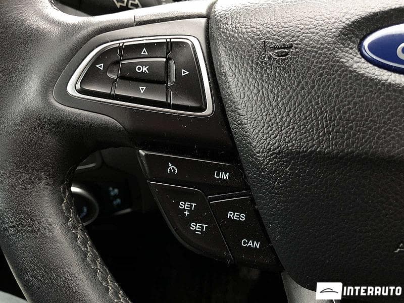 2015 Ford Focus — Miniatură 11