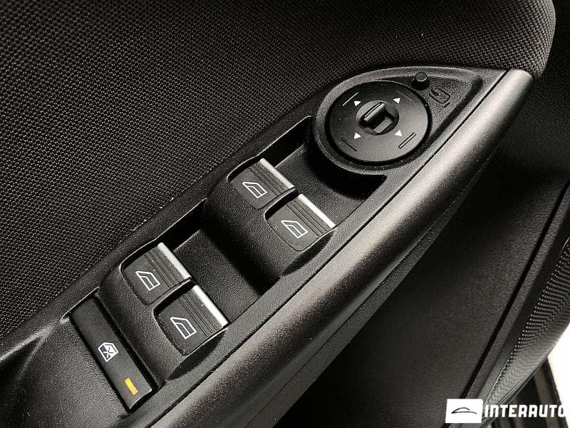 2015 Ford Focus — Miniatură 7