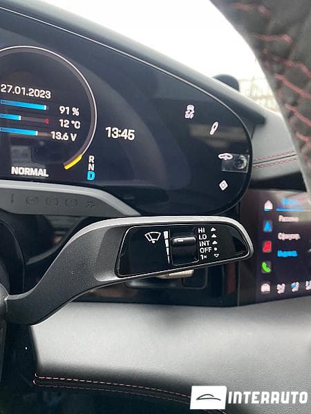 Porsche Taycan Turbo S 2021 — Миниатюра 19
