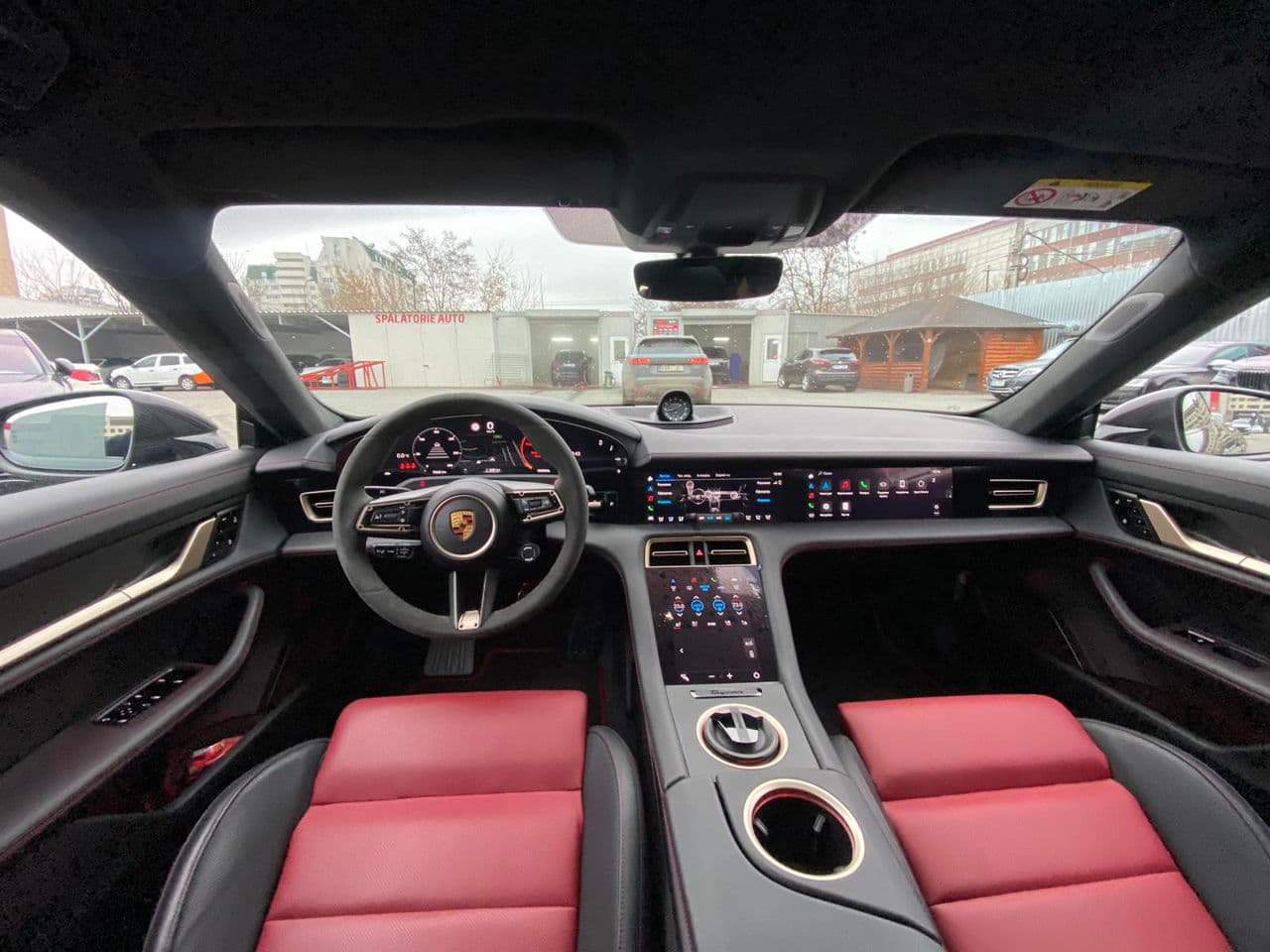 Porsche Taycan Turbo S 2021 — Миниатюра 13