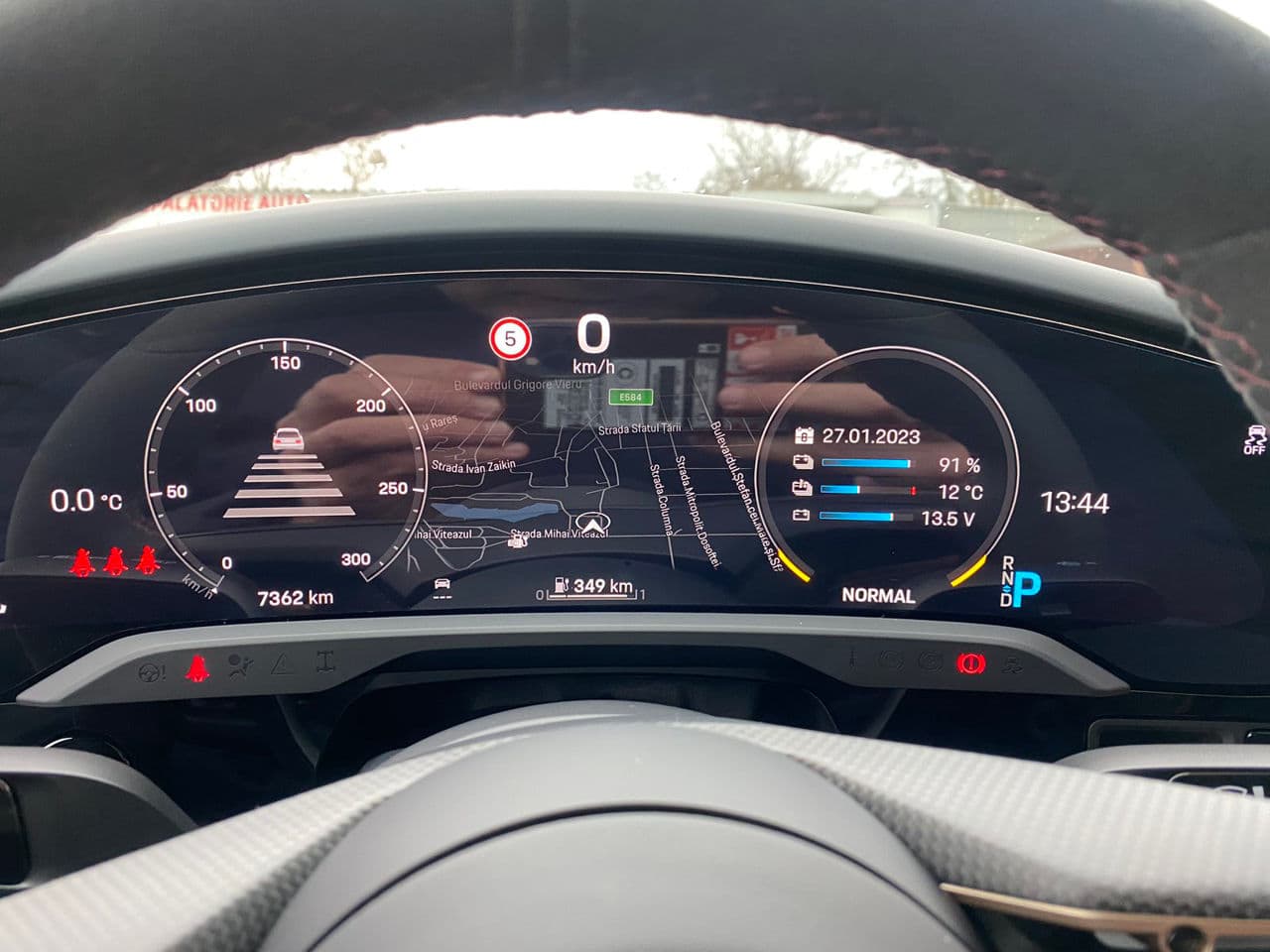 Porsche Taycan Turbo S 2021 — Миниатюра 20