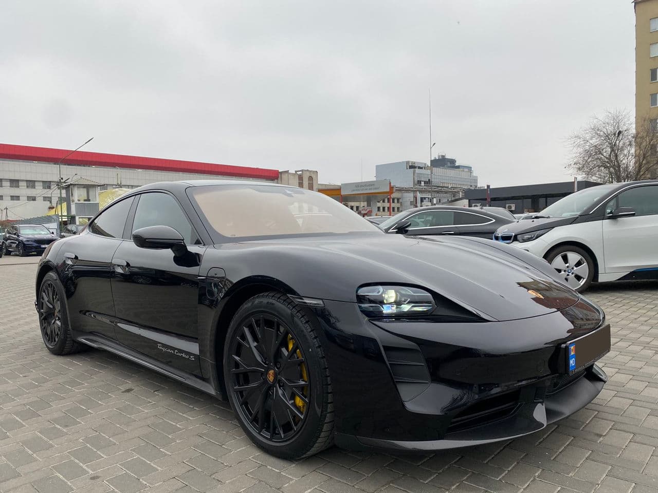 Porsche Taycan Turbo S 2021 — Миниатюра 2