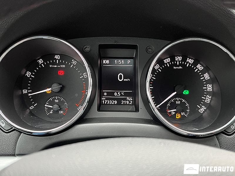 2014 Skoda Yeti — Miniatură 11