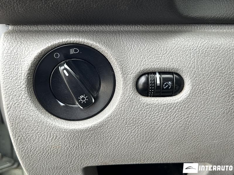 2003 Volkswagen Passat — Miniatură 9