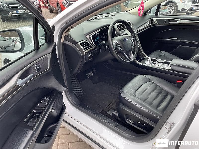 Ford Fusion 2018 — Миниатюра 8