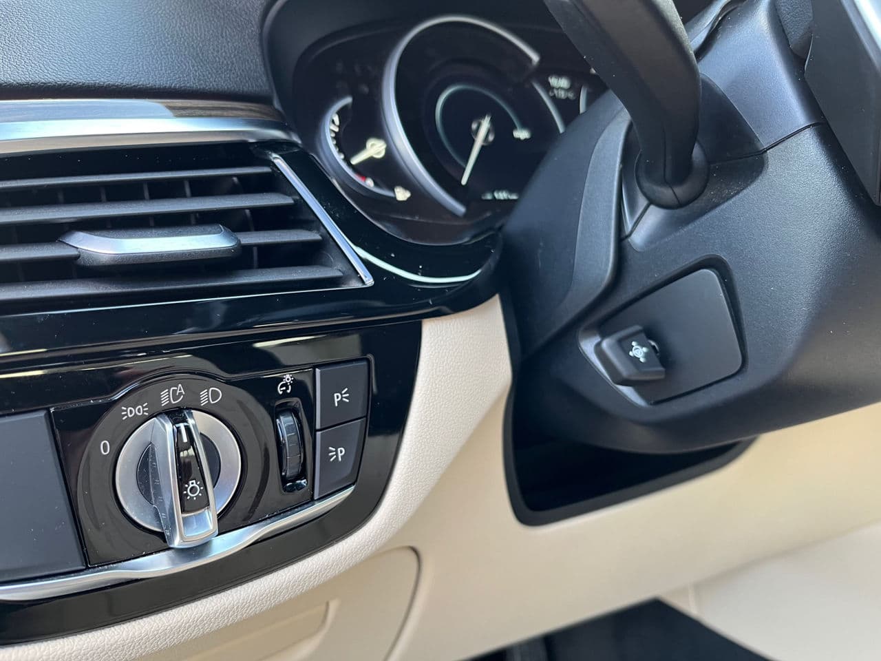BMW 530e 2018 — Миниатюра 12