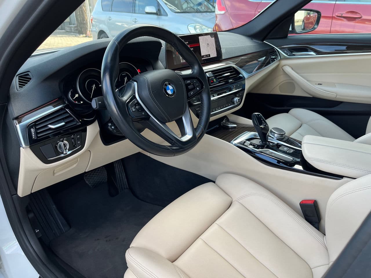 BMW 530e 2018 — Миниатюра 9