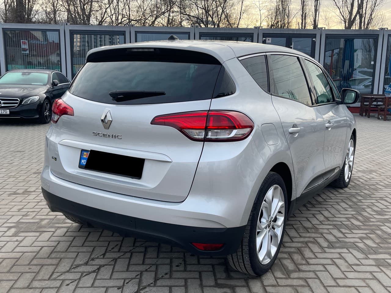 Renault Scenic 2019 — Миниатюра 3