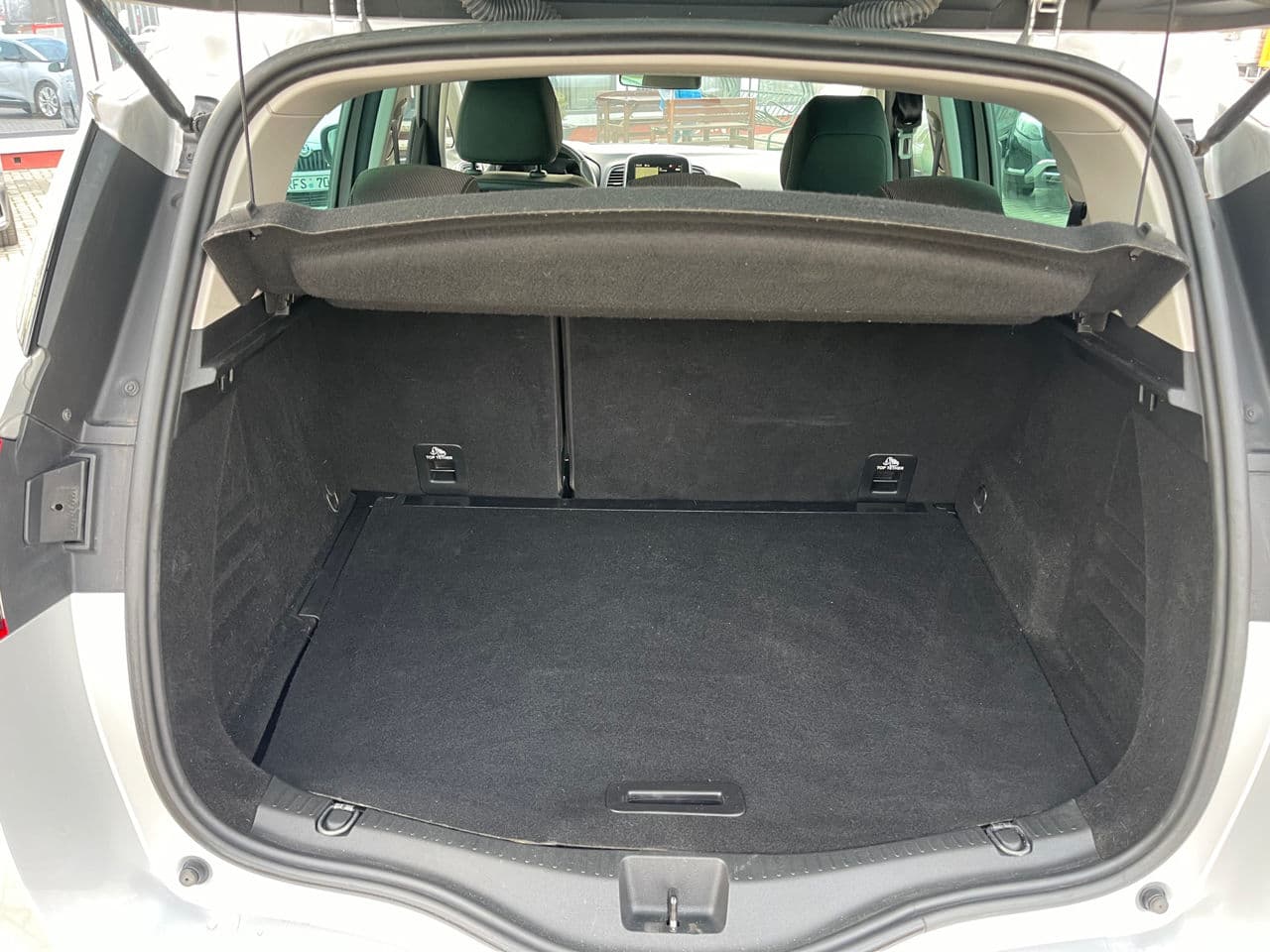 Renault Scenic 2019 — Миниатюра 17