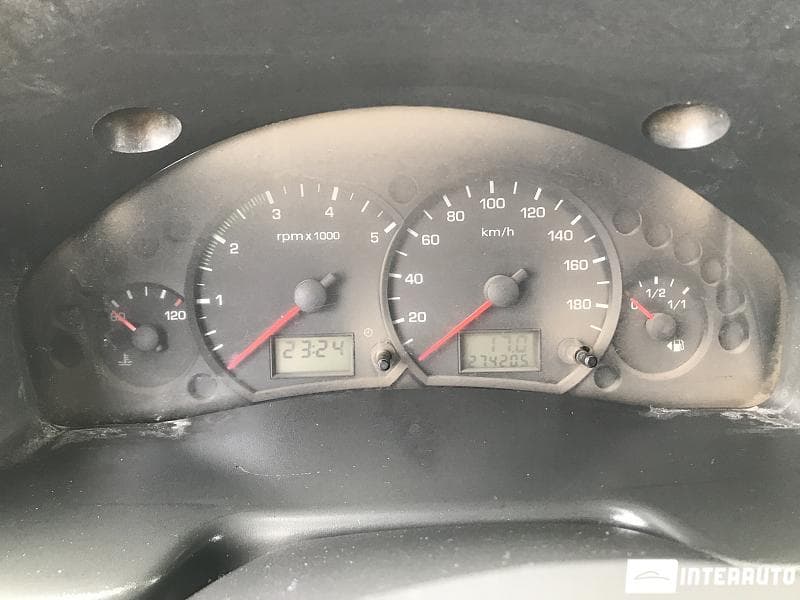 2003 Ford Transit — Miniatură 13