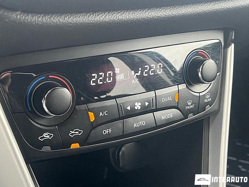 2018 Suzuki SX4 S-Cross — Miniatură 11