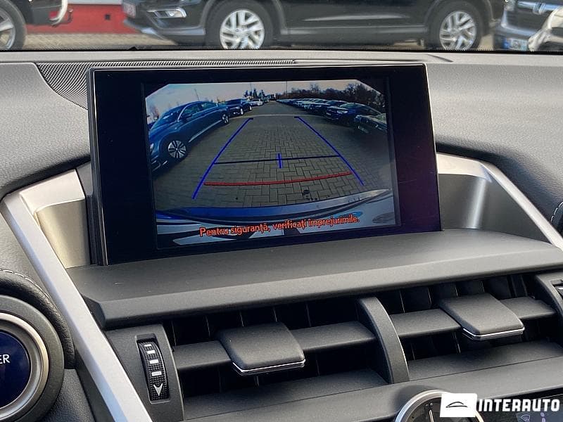 2016 Lexus NX 300H — Miniatură 12