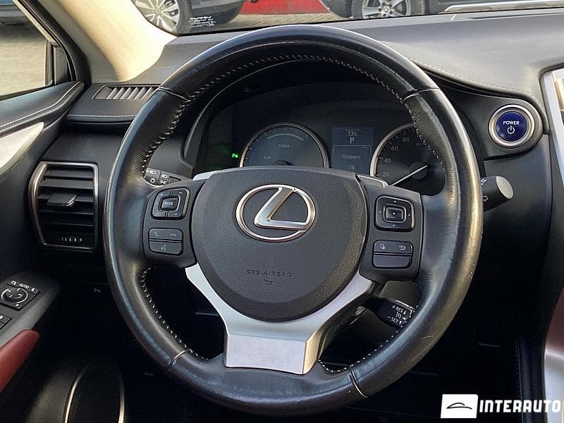 2016 Lexus NX 300H — Miniatură 10