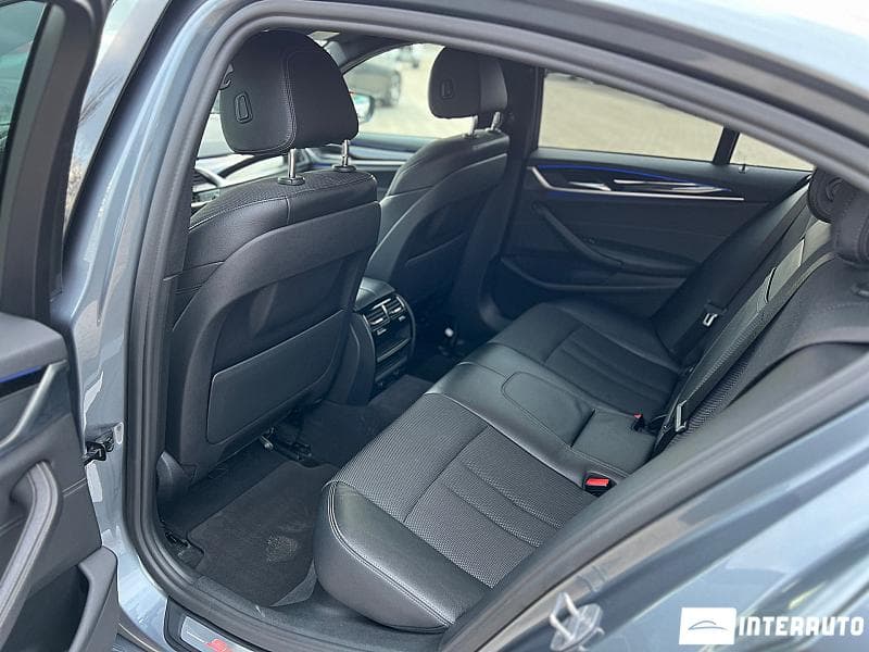 2017 BMW 520 — Miniatură 17