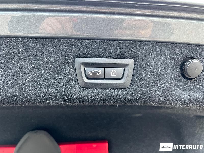 2017 BMW 520 — Miniatură 19